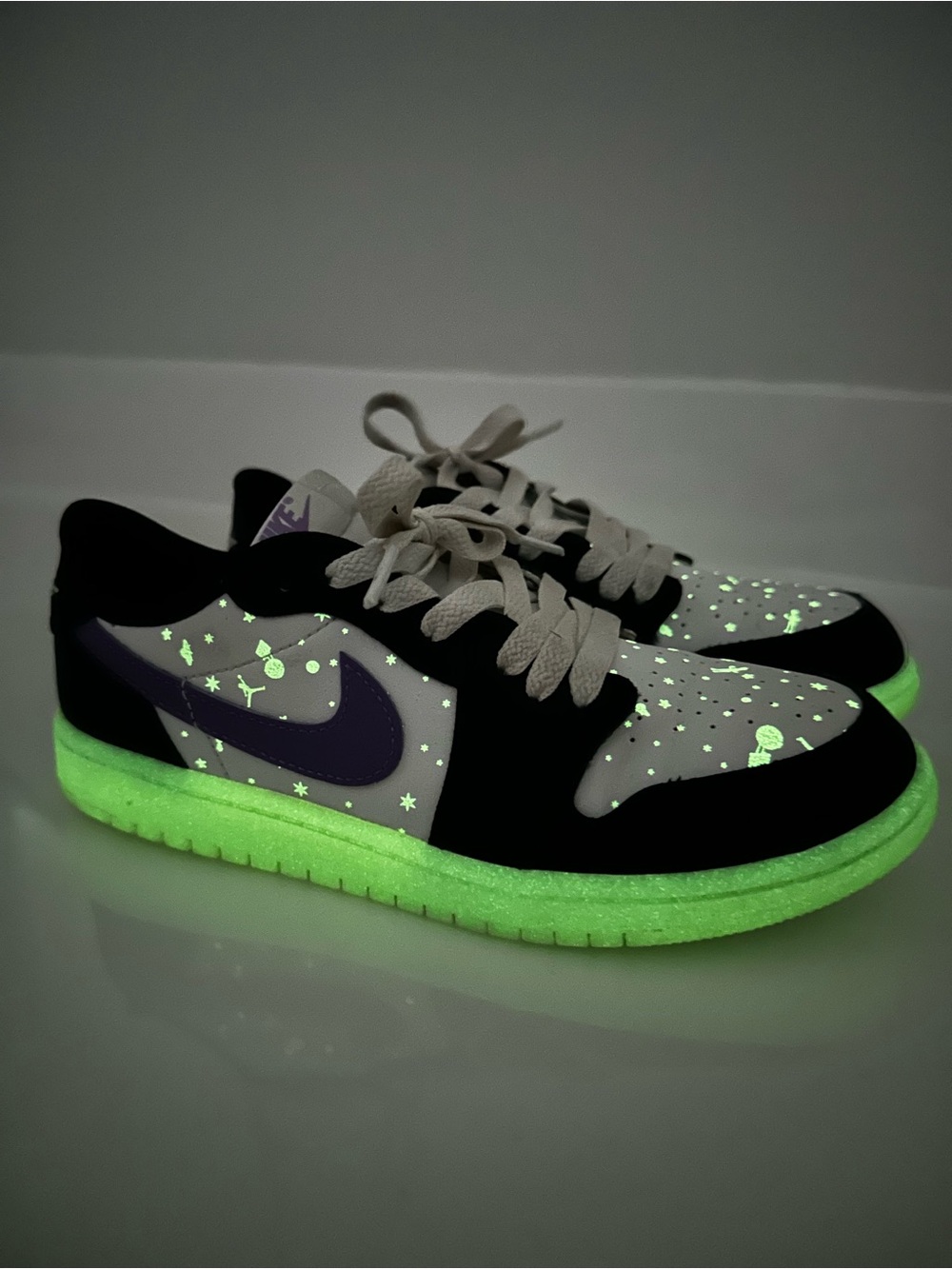 Jordan 1 Retro Low OG Glow-in-the-Dark